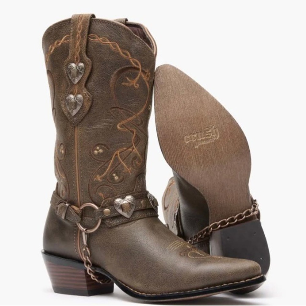 Durango NWT Crush Heart Western Boots Women 7.5 Brown Concho Harness Pointed Toe